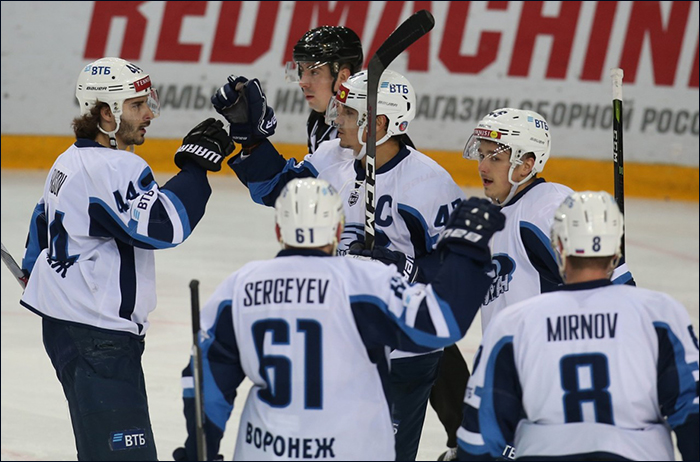 Хасаншин в матче со Звездой1текст.jpg Хасаншин в матче со Звездой1текст.jpg